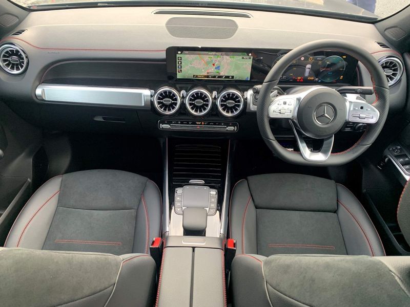 2022-Mercedes-Benz EQB EQB300 66.5kWh AMG Line (Grey).jpg-5